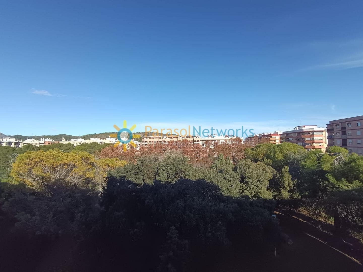 4 bedroom Apartment for rent in Gandia - € 850 (Ref: 9529112)