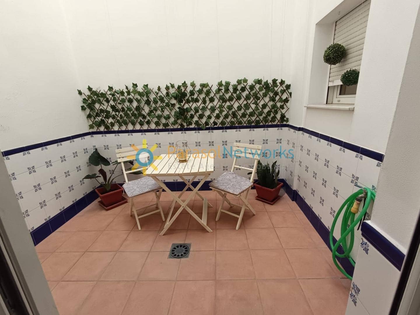 3 bedroom Apartment for rent in Oliva - € 700 (Ref: 9532003)