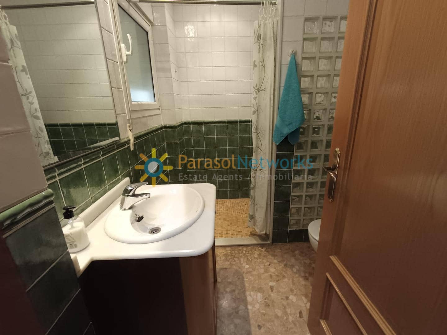3 bedroom Apartment for rent in Oliva - € 700 (Ref: 9532003)