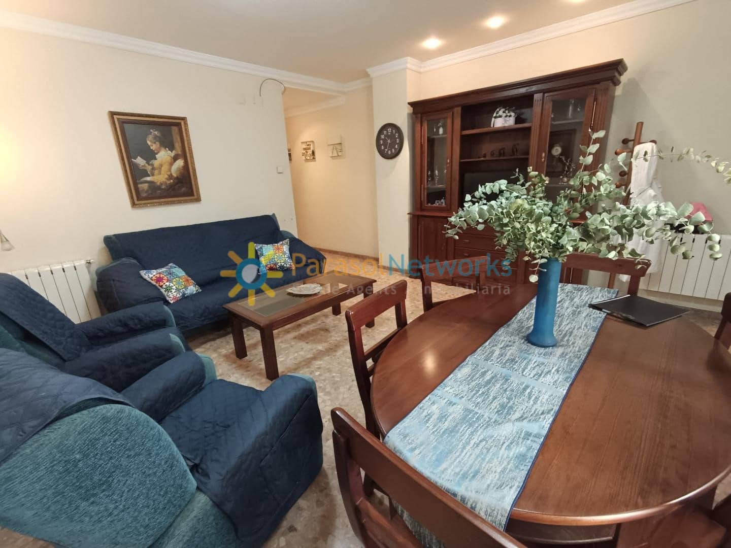 3 bedroom Apartment for rent in Oliva - € 700 (Ref: 9532003)