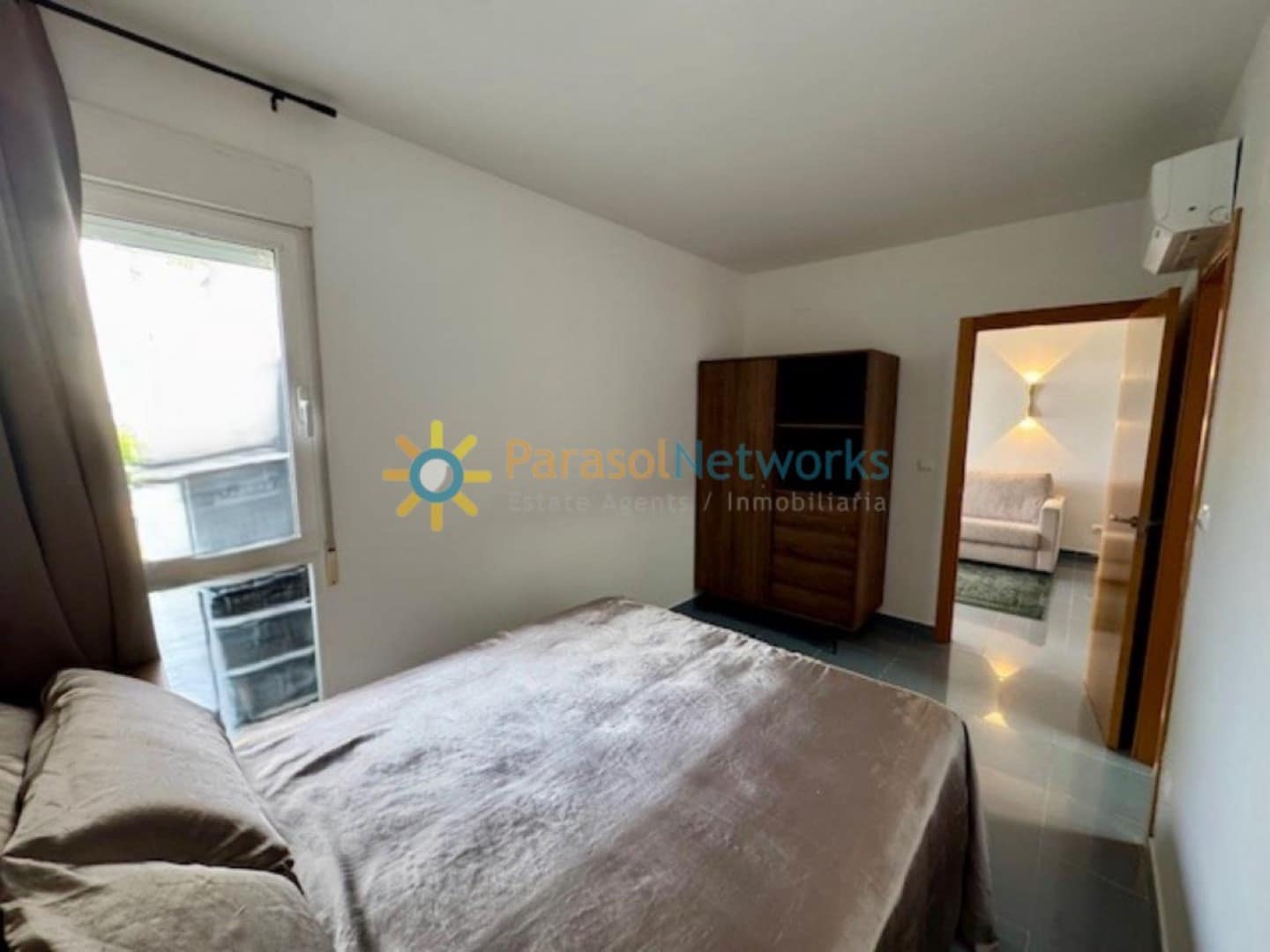 1 Zimmer Studio zu vermieten in Oliva mit Pool Garage - 850 € (Ref: 9534458)