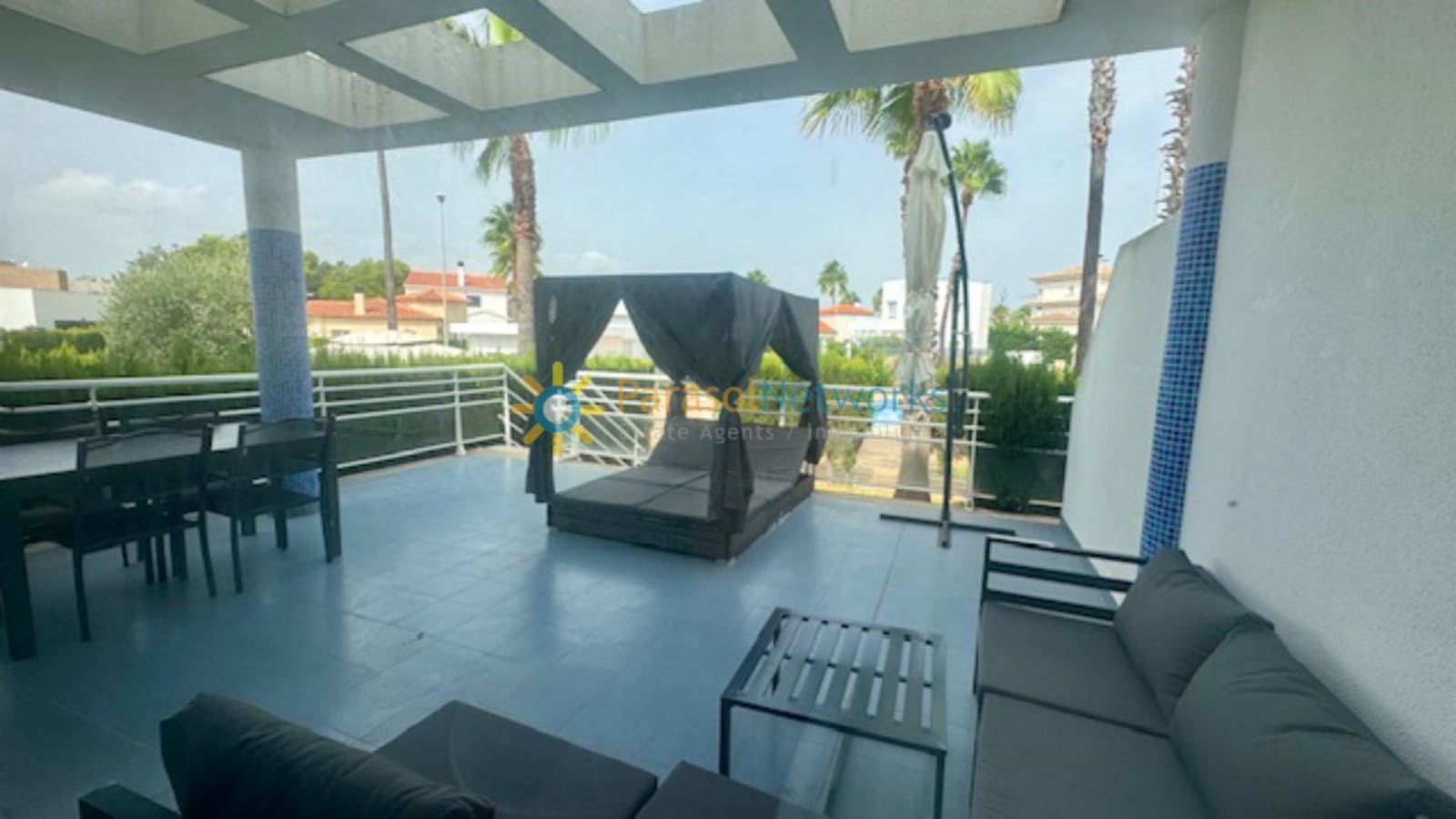 1 Zimmer Studio zu vermieten in Oliva mit Pool Garage - 850 € (Ref: 9534458)