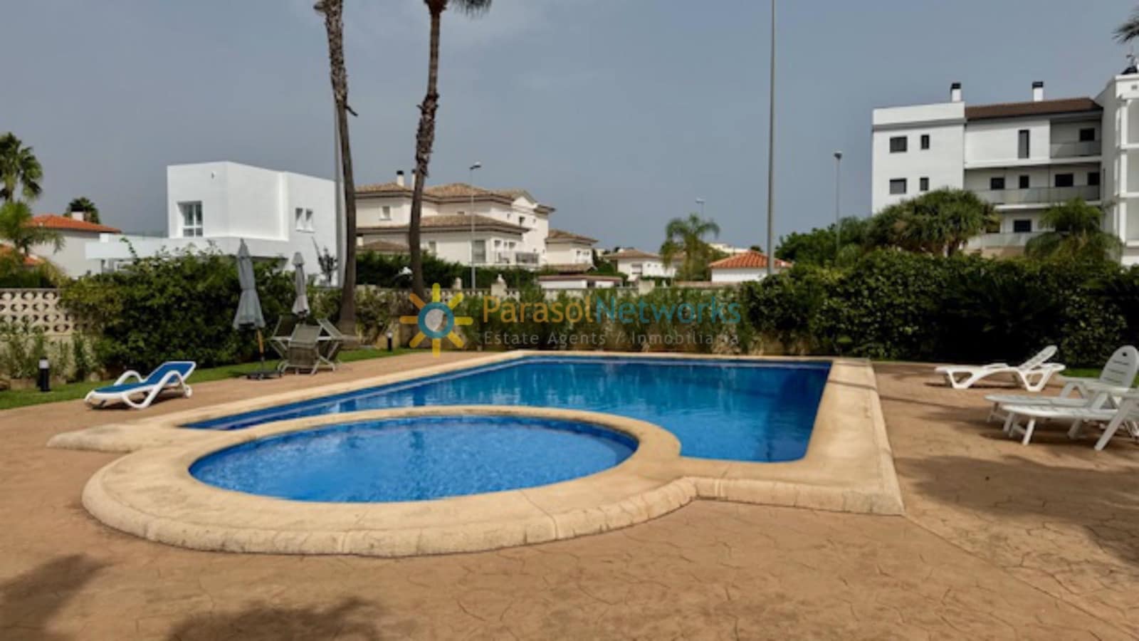 1 Zimmer Studio zu vermieten in Oliva mit Pool Garage - 850 € (Ref: 9534458)