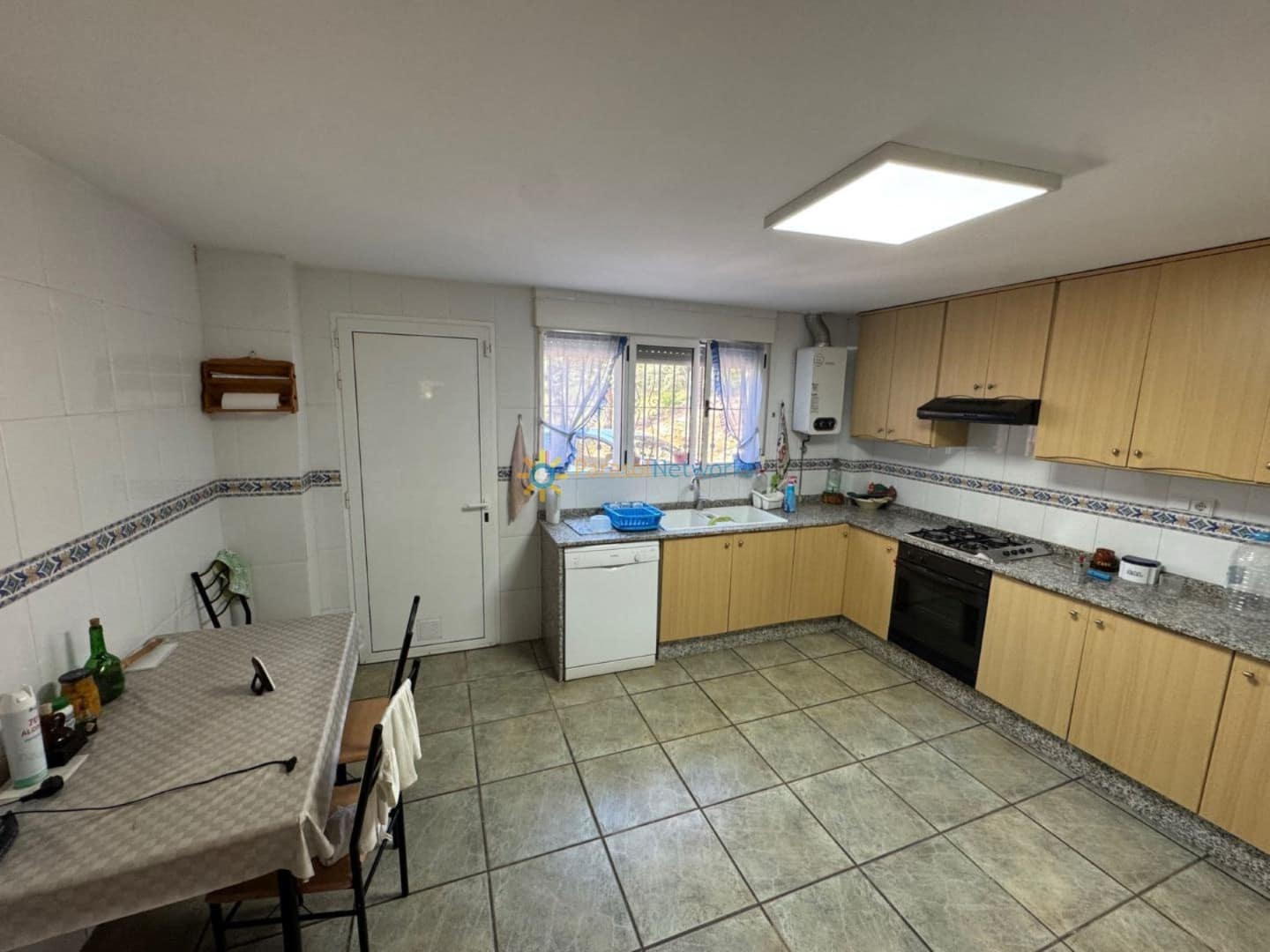 5 sypialnia Willa na sprzedaż w Bocairent z basenem garażem - 376 000 € (Ref: 9539742)