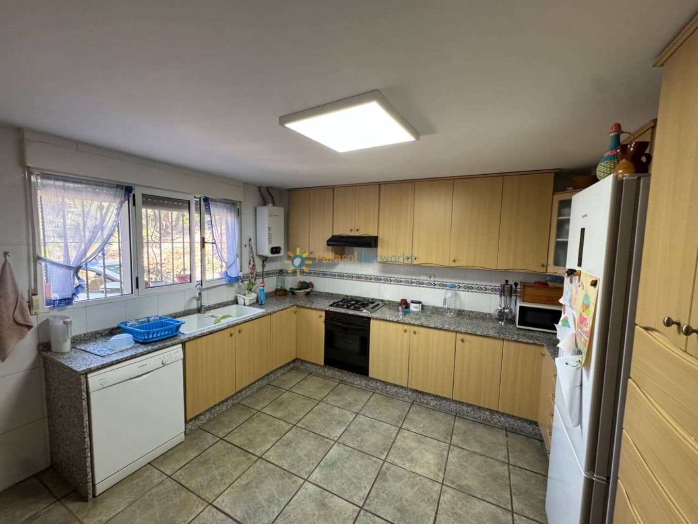 5 sypialnia Willa na sprzedaż w Bocairent z basenem garażem - 376 000 € (Ref: 9539742)