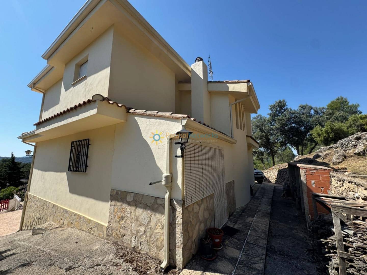 5 sypialnia Willa na sprzedaż w Bocairent z basenem garażem - 376 000 € (Ref: 9539742)