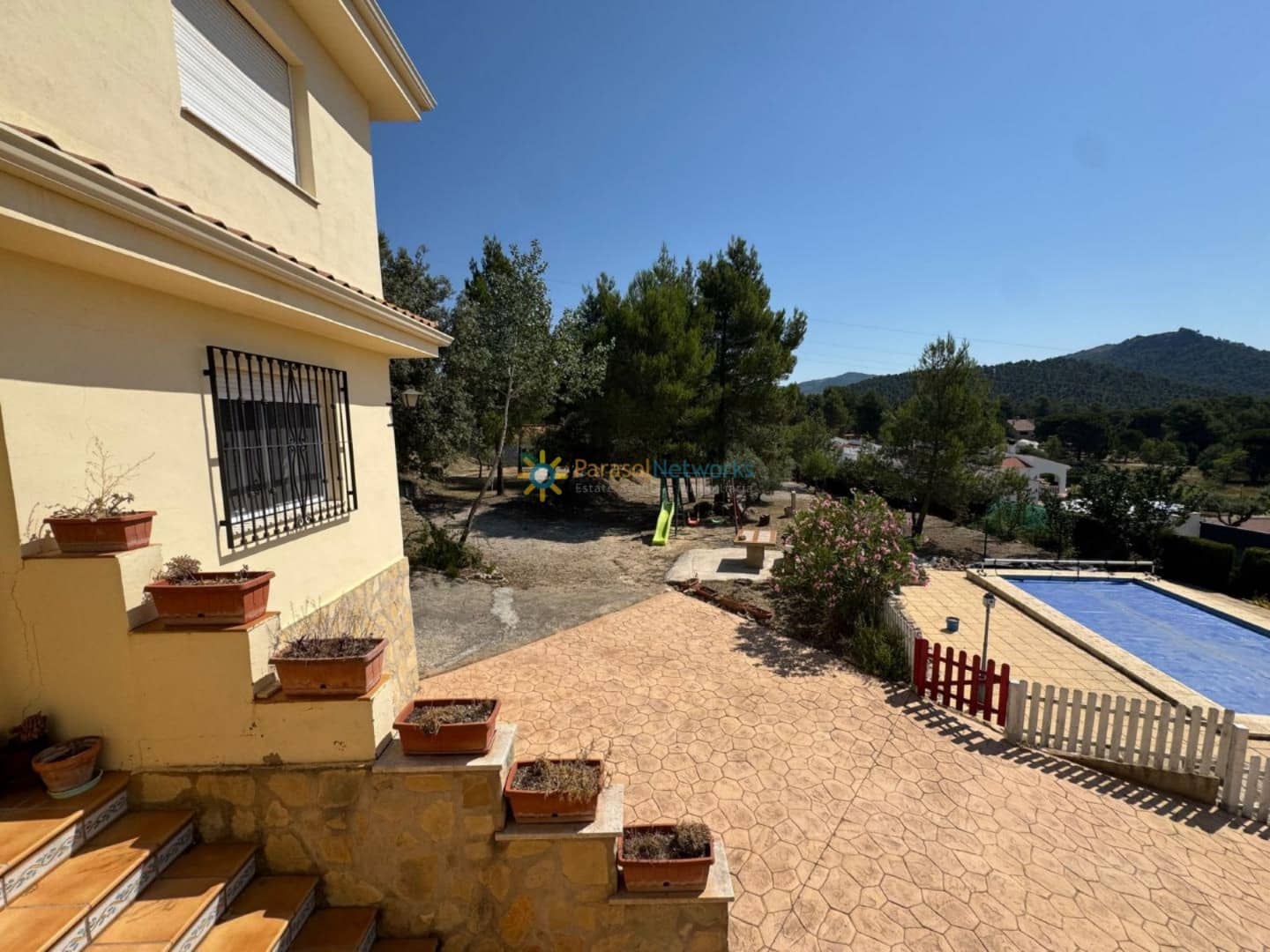 5 sypialnia Willa na sprzedaż w Bocairent z basenem garażem - 376 000 € (Ref: 9539742)