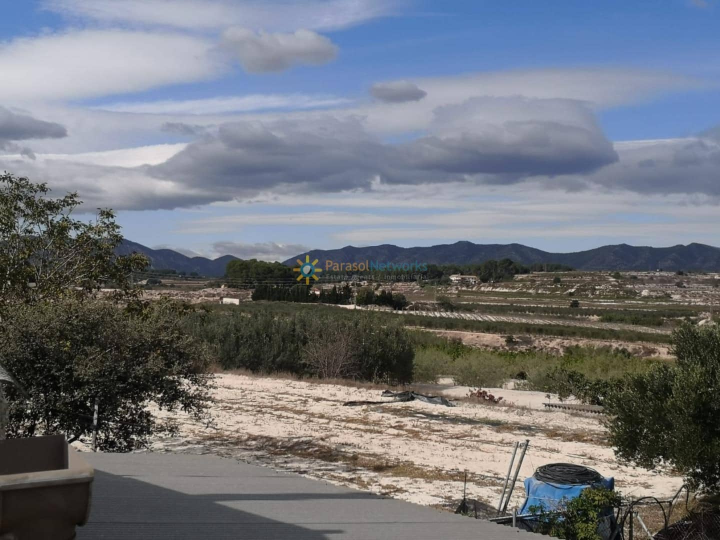 3 soveværelse Finca/Landehus til salg i Bufali med garage - € 110.000 (Ref: 9542423)