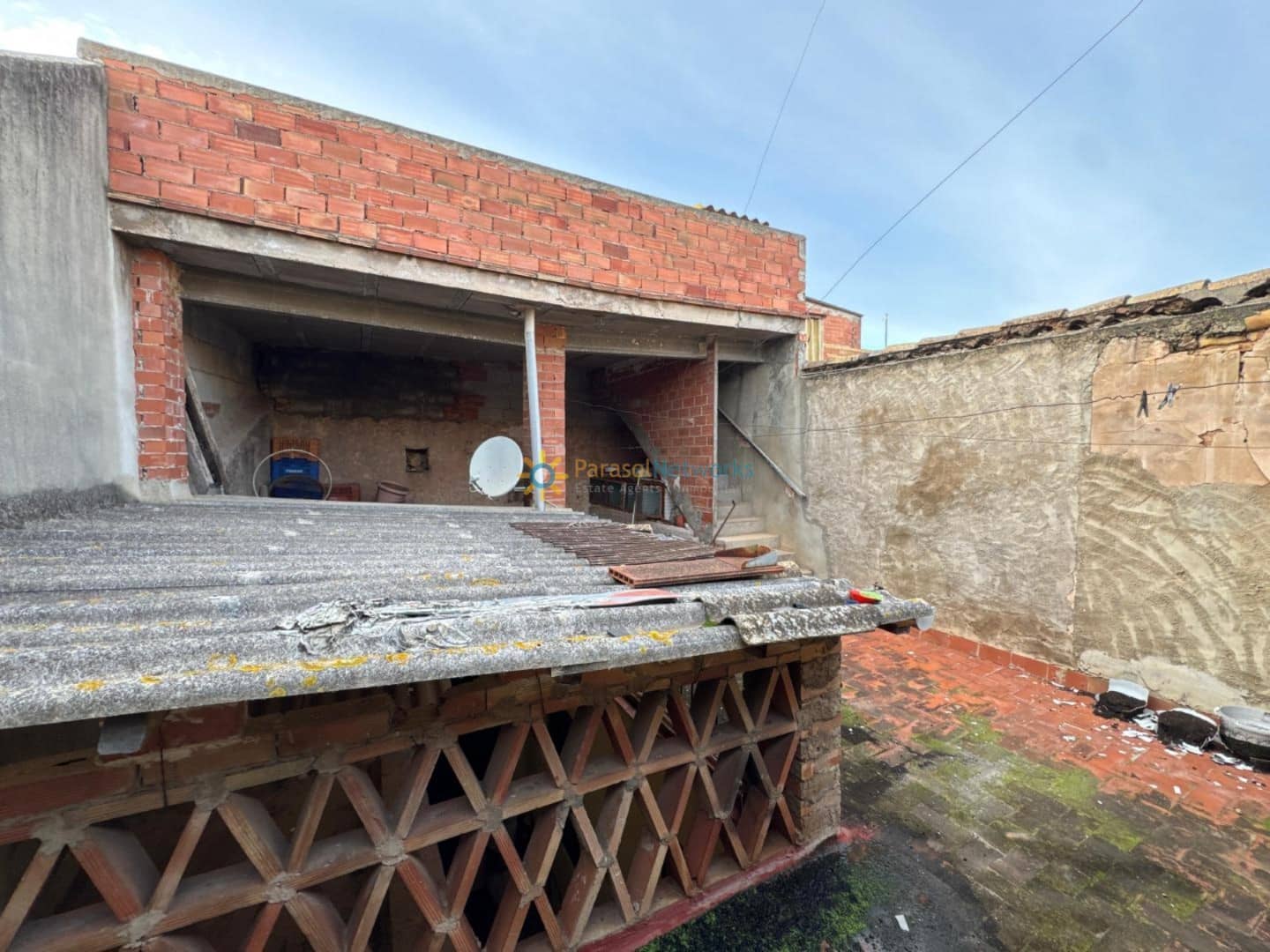 5 bedroom Townhouse for sale in Rafelguaraf - € 80,000 (Ref: 9542610)