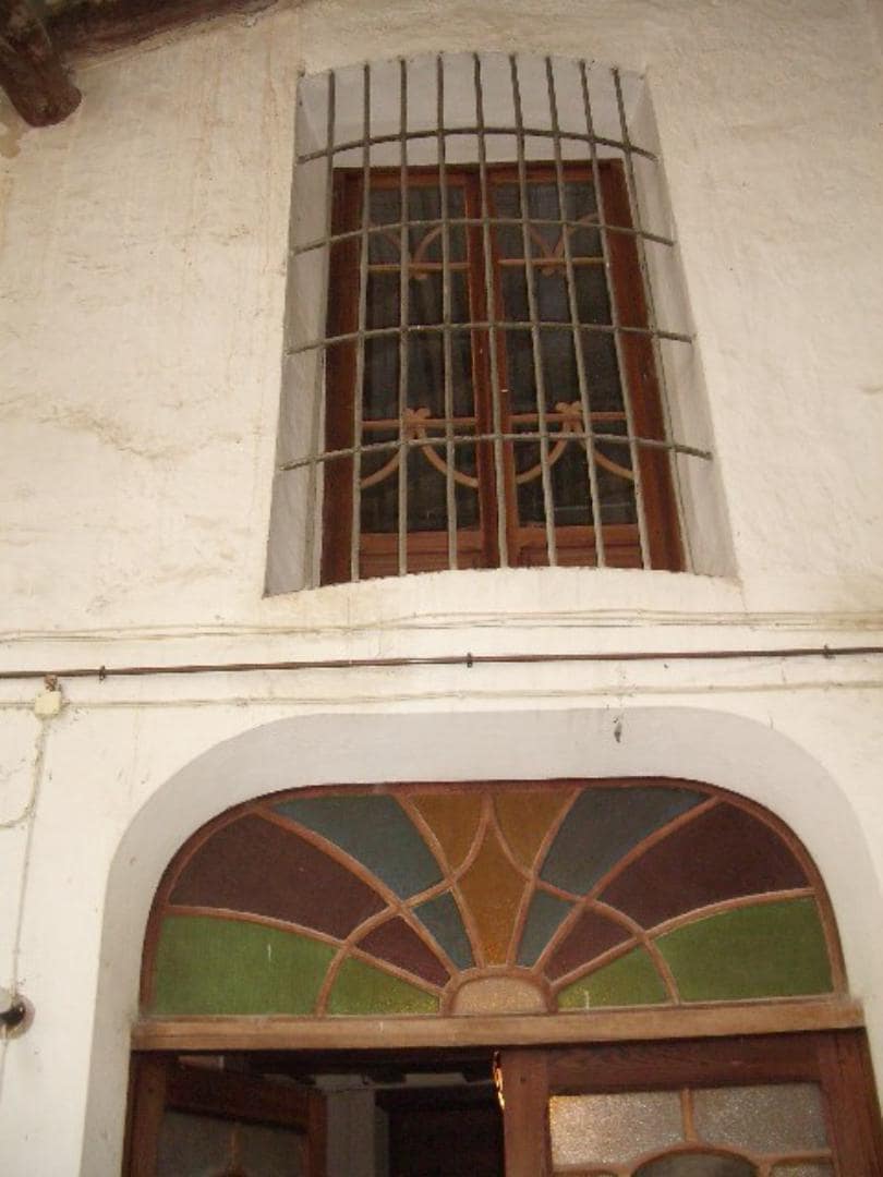 5 soveværelse Byhus til salg i L'Olleria - € 70.000 (Ref: 9542740)