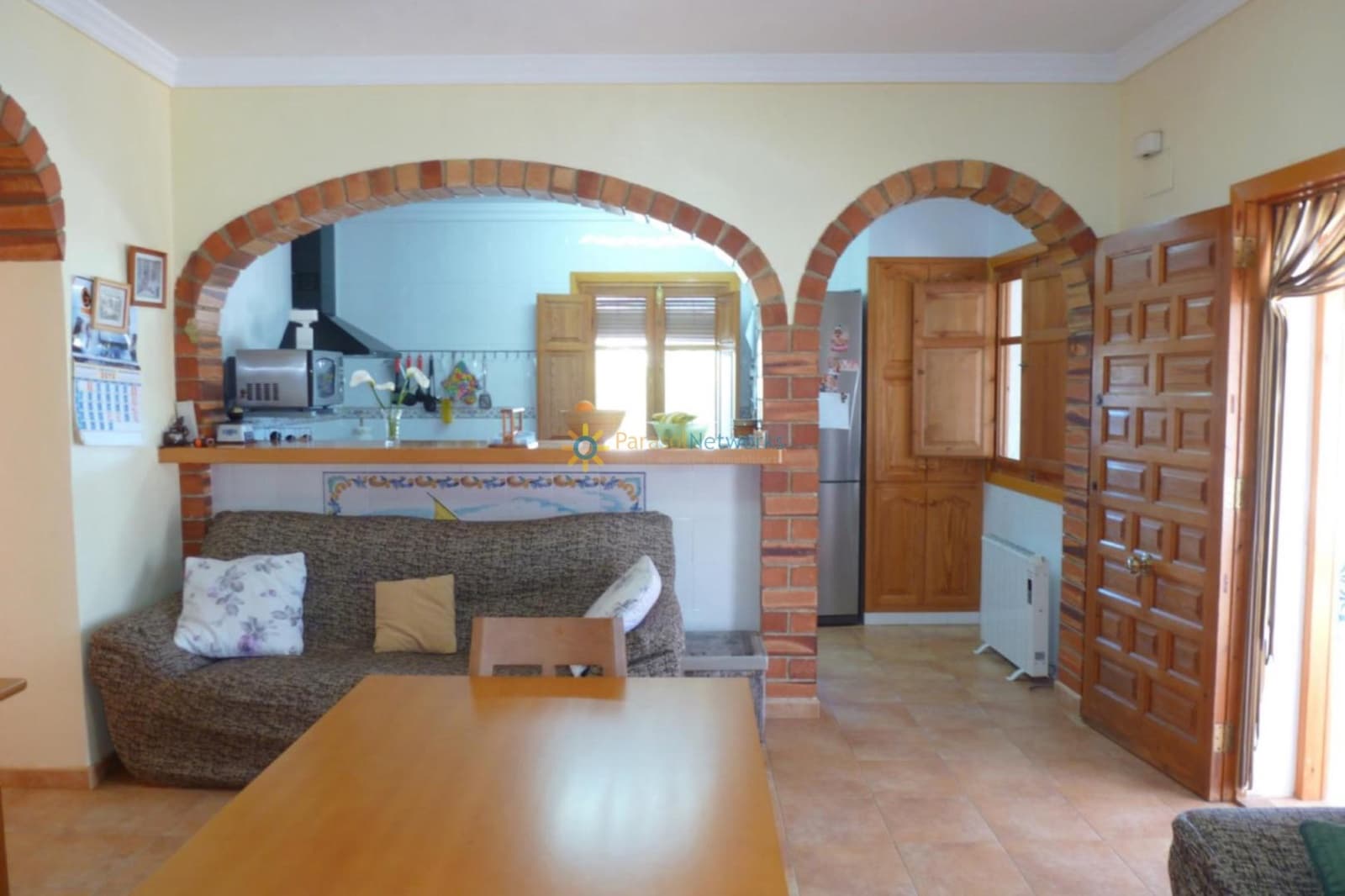 4 chambre Villa/Maison à vendre à Oliva avec garage - 285 000 € (Ref: 9544425)