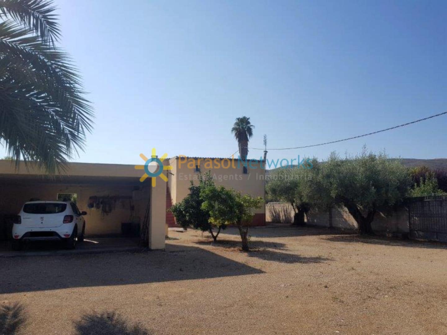 3 slaapkamer Villa te koop in Ontinyent met garage - € 150.000 (Ref: 9547216)