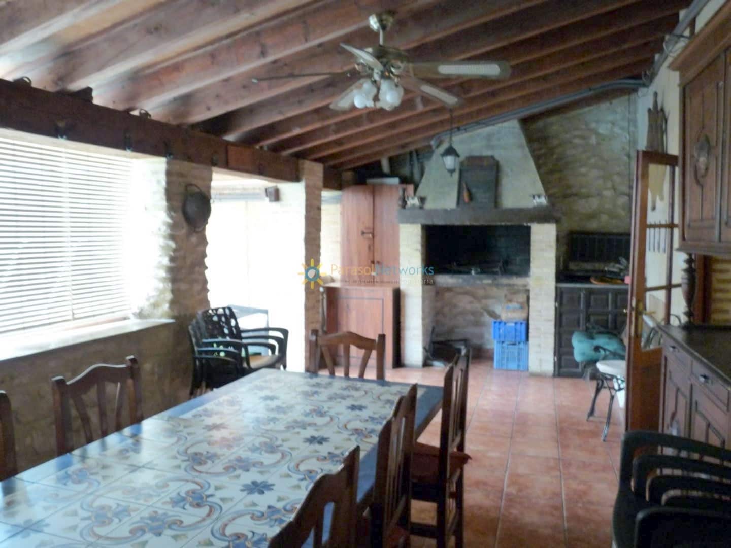 9 bedroom Hotel for sale in Palomar with pool - € 290,000 (Ref: 9547285)