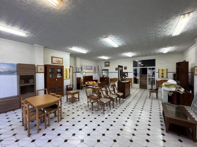 3 bedroom Shop for sale in Simat de la Valldigna - € 165,000 (Ref: 9548908)