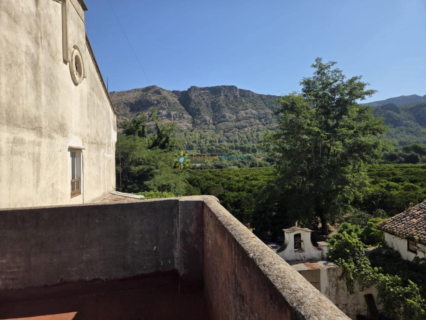 11 soveværelse Finca/Landehus til salg i Alzira med swimmingpool garage - € 1.999.999 (Ref: 9550091)