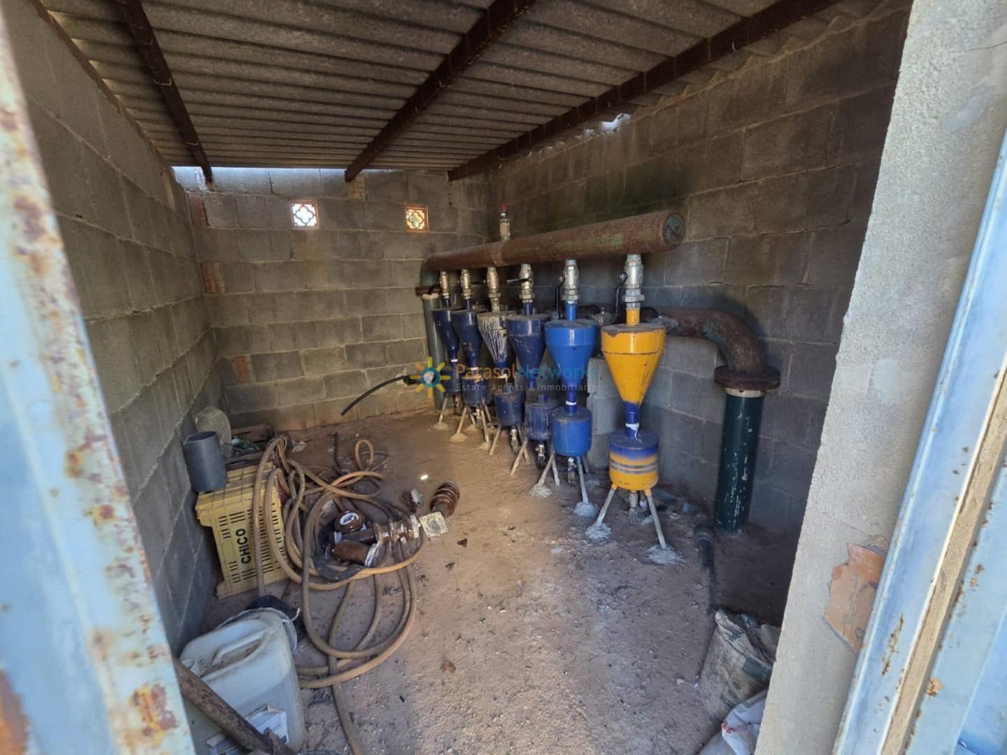 11 soveværelse Finca/Landehus til salg i Alzira med swimmingpool garage - € 1.999.999 (Ref: 9550091)