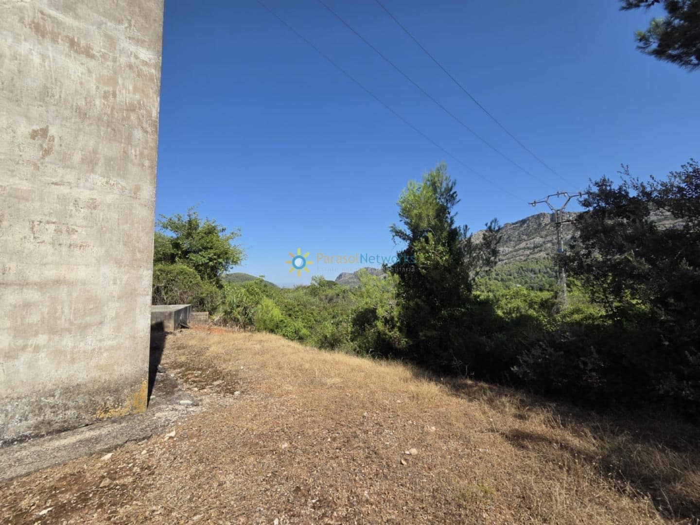 11 soveværelse Finca/Landehus til salg i Alzira med swimmingpool garage - € 1.999.999 (Ref: 9550091)