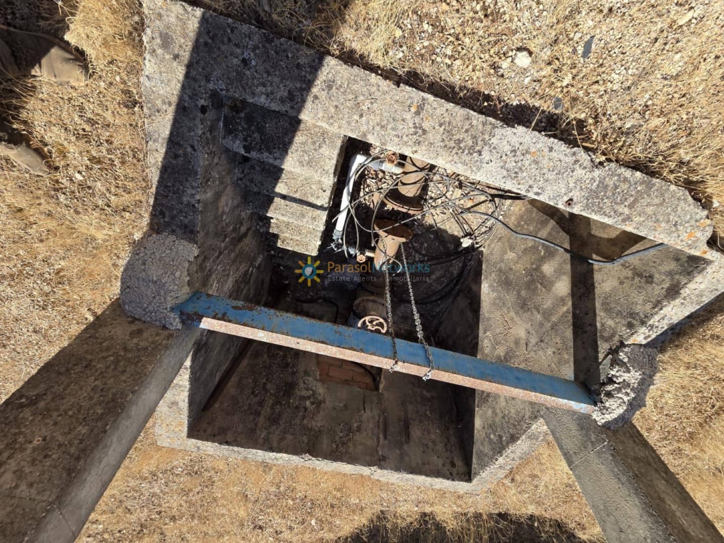 11 soveværelse Finca/Landehus til salg i Alzira med swimmingpool garage - € 1.999.999 (Ref: 9550091)