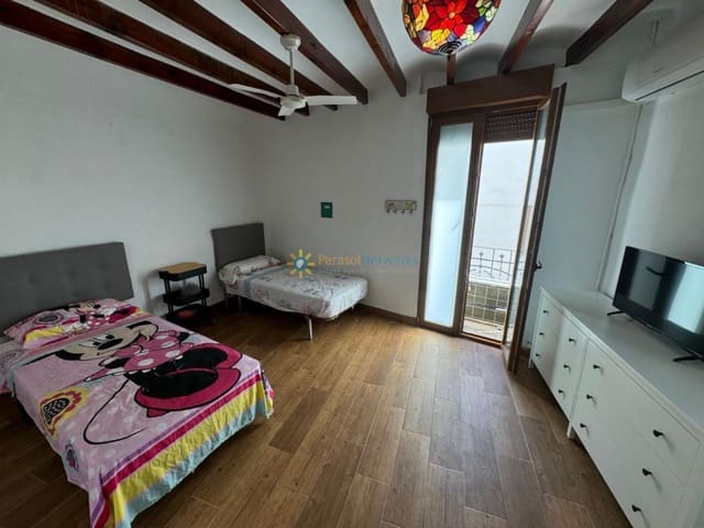 2 sovrum Hus till salu i Oliva - 198 000 € (Ref: 9558881)