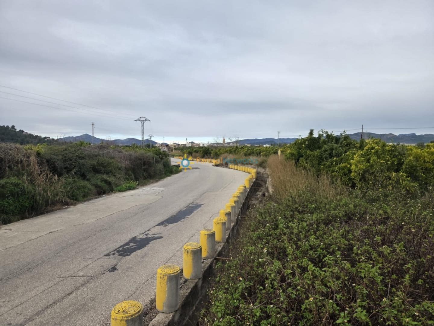 Ubebygd land til salgs i Alqueria de la Comtessa - € 15 000 (Ref: 9563903)