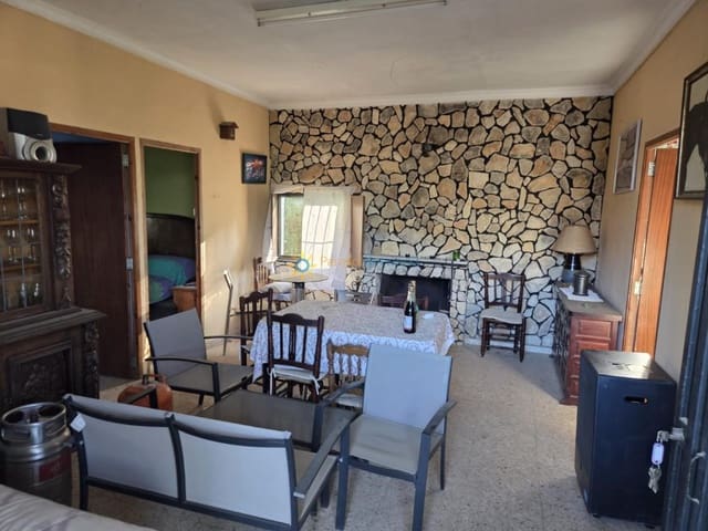 3 soverom Villa til salgs i Simat de la Valldigna med svømmebasseng garasje - € 95 000 (Ref: 9565795)