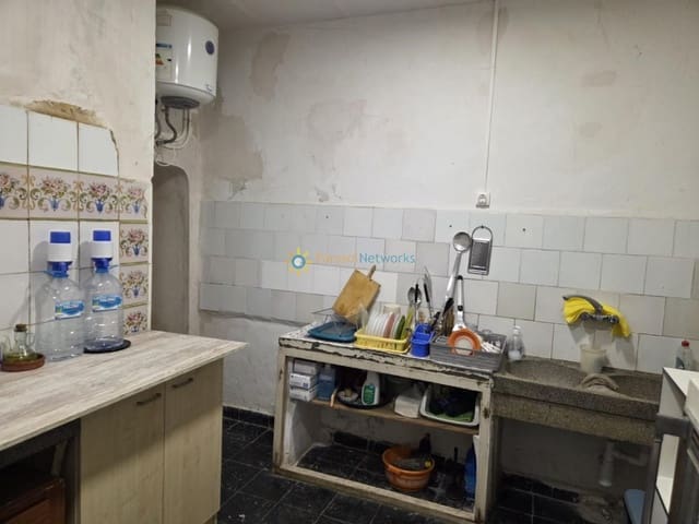 8 bedroom Townhouse for sale in Alcàntera de Xúquer - € 200,000 (Ref: 9569137)