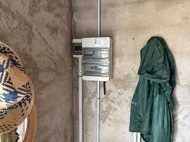 Mark till salu i La Font d'En Carròs - 73 000 € (Ref: 9590409)