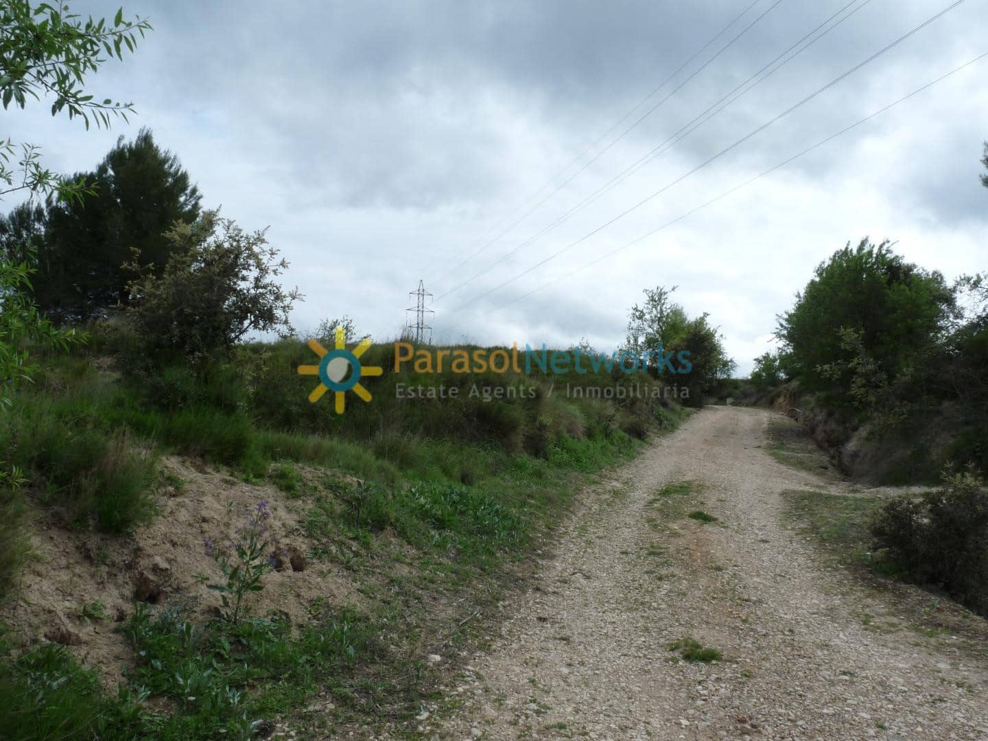 Grunde uden byggetilladelser til salg i Castello de Rugat - € 35.000 (Ref: 9593290)