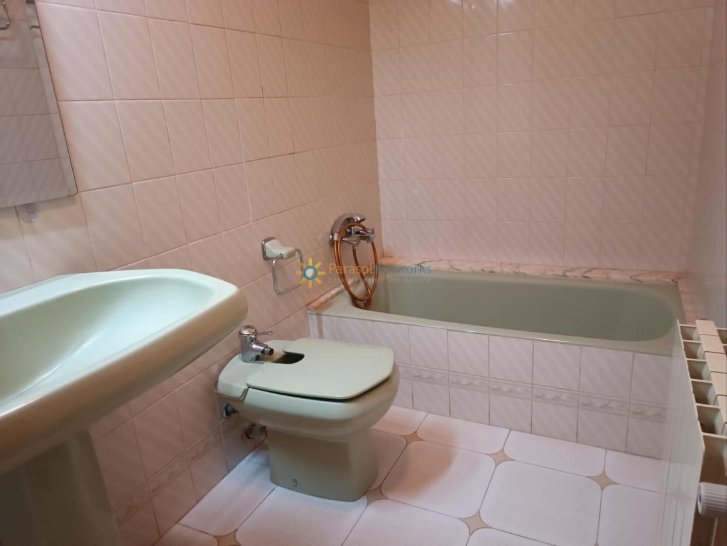 3 quarto Casa em Banda para venda em Oliva com garagem - 275 000 € (Ref: 9596489)