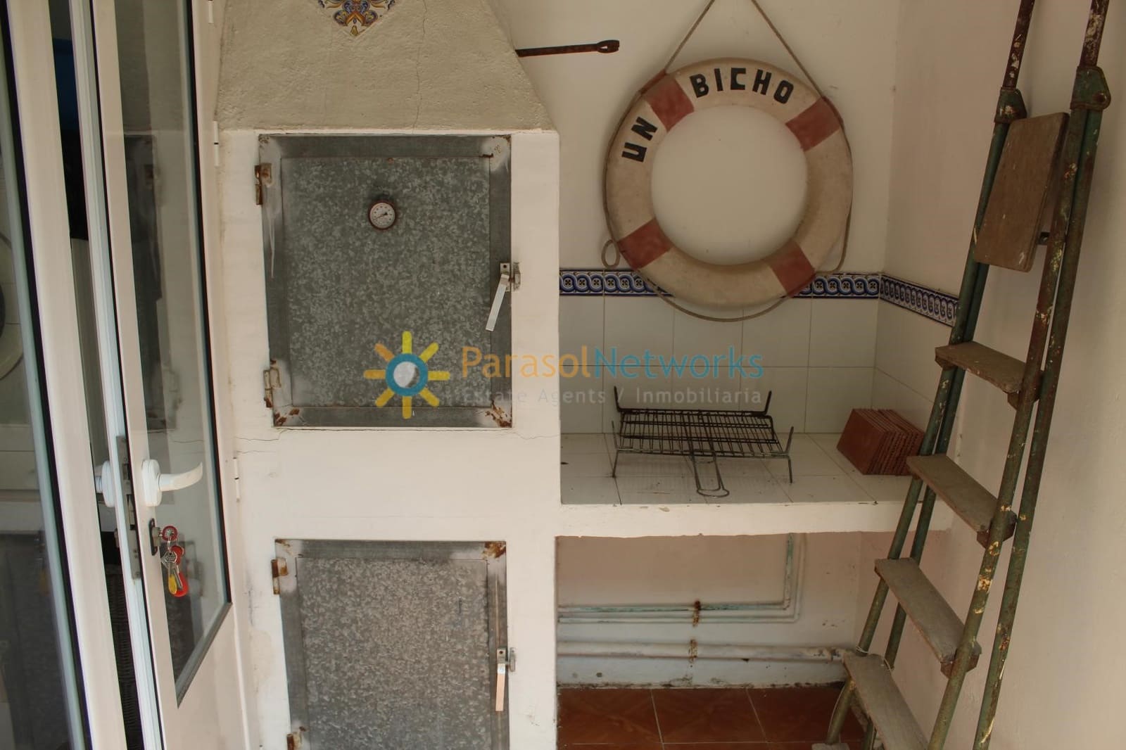 3 sypialnia Willa do wynajęcia w Oliva z garażem - 750 € (Ref: 9596535)