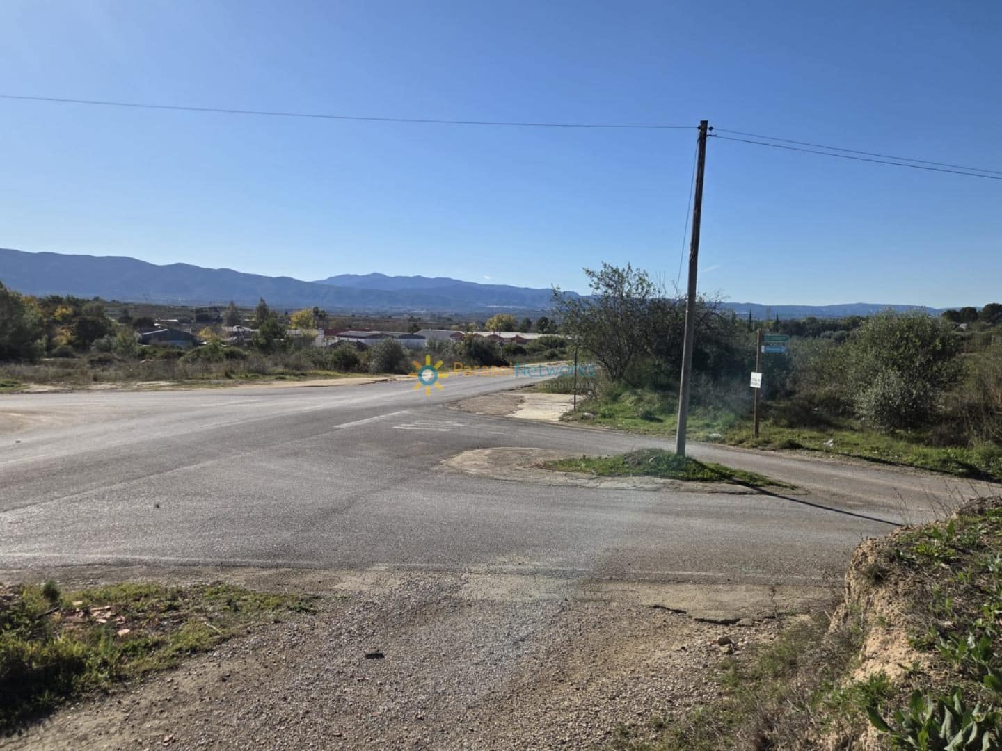 Grunde uden byggetilladelser til salg i Beniganim - € 42.000 (Ref: 9596799)