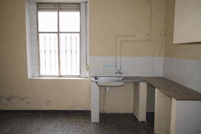 9 chambre Villa/Maison à vendre à Benifairó de la Valldigna avec garage - 550 000 € (Ref: 9618059)