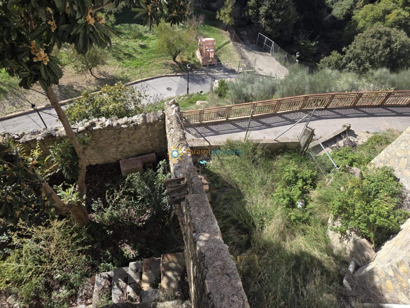 Casa de 5 habitaciones en Planes en venta - 93.000 € (Ref: 9632768)