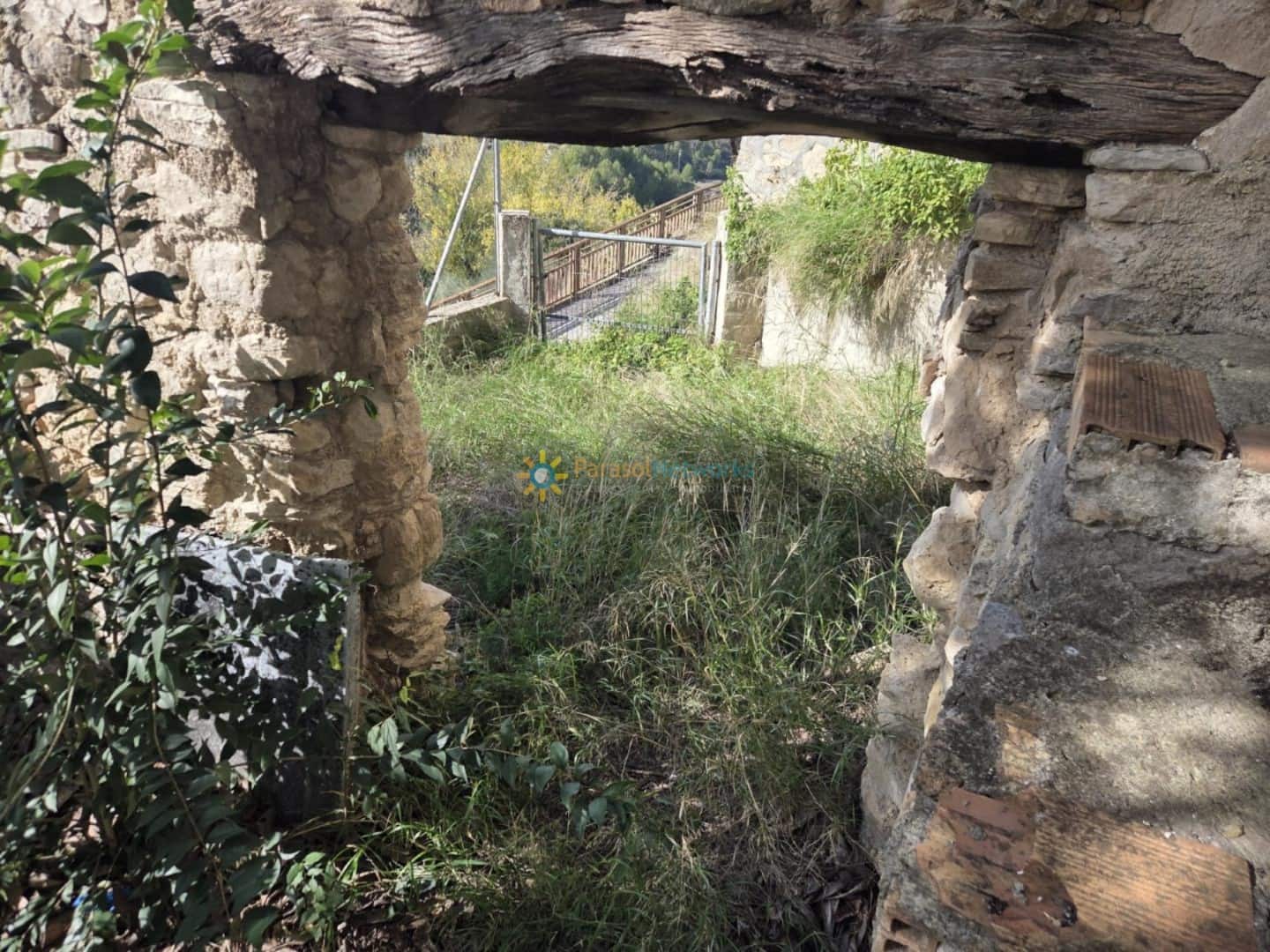 Casa de 5 habitaciones en Planes en venta - 93.000 € (Ref: 9632768)