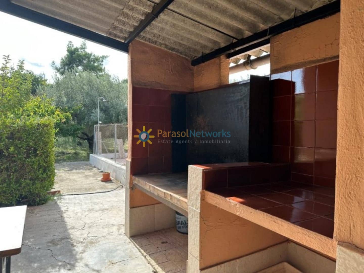 3 bedroom Villa for sale in Ontinyent with garage - € 160,000 (Ref: 9634926)