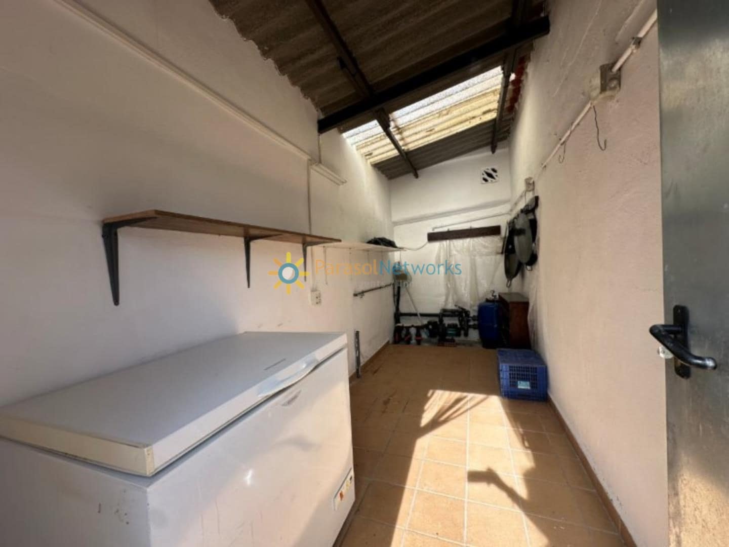 3 bedroom Villa for sale in Ontinyent with garage - € 160,000 (Ref: 9634926)