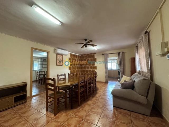 3 bedroom Villa for sale in Ontinyent with garage - € 160,000 (Ref: 9634926)