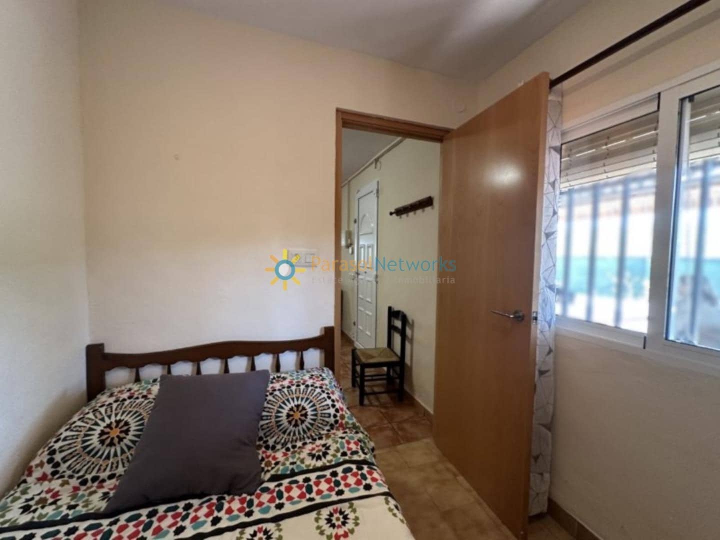 3 bedroom Villa for sale in Ontinyent with garage - € 160,000 (Ref: 9634926)