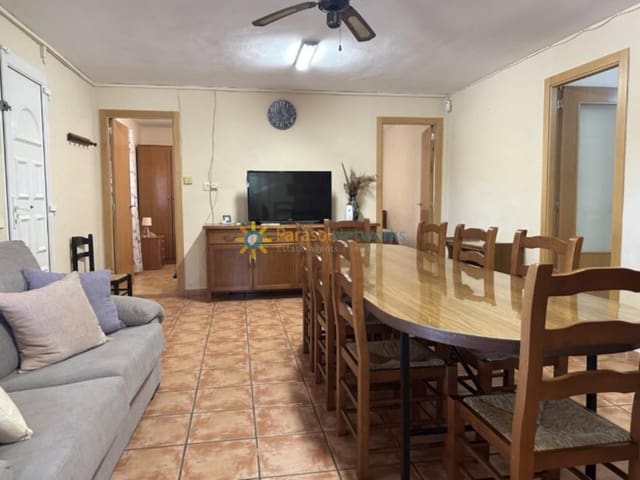 3 bedroom Villa for sale in Ontinyent with garage - € 160,000 (Ref: 9634926)