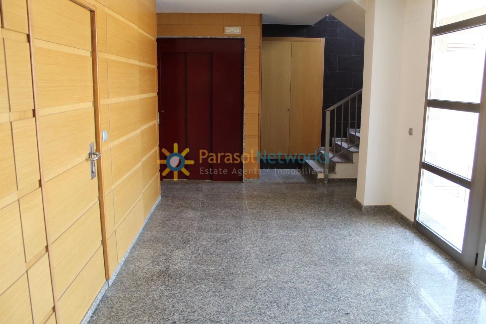 3 sypialnia Apartament do wynajęcia w Guardamar de la Safor z basenem garażem - 1 200 € (Ref: 9635182)
