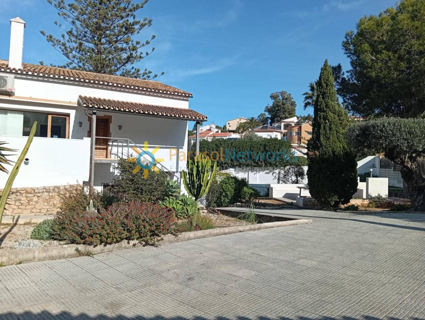 3 sypialnia Dom szeregowy do wynajęcia w Denia z basenem - 1 800 € (Ref: 9646487)