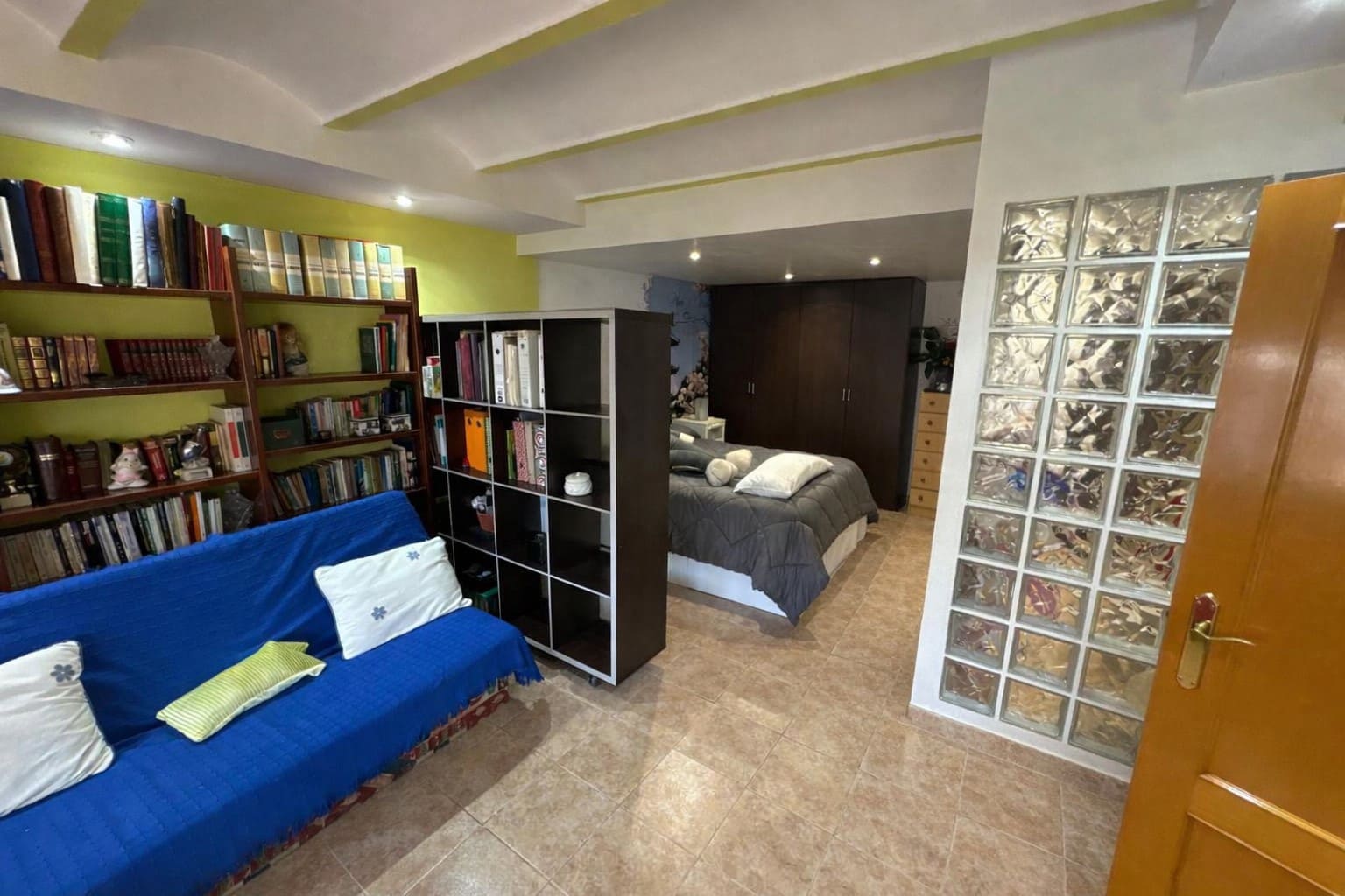 7 makuuhuone Huvila myytävänä paikassa L'Atzuvia mukana 
autotalli - 350 000 € (Ref: 9650333)