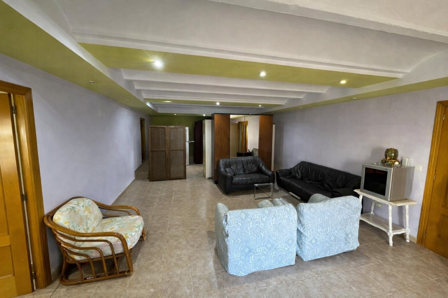 7 makuuhuone Huvila myytävänä paikassa L'Atzuvia mukana 
autotalli - 350 000 € (Ref: 9650333)