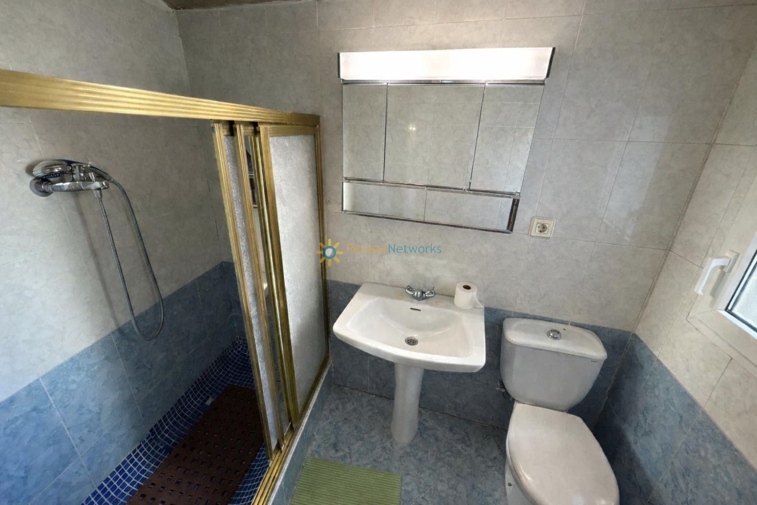 7 makuuhuone Huvila myytävänä paikassa L'Atzuvia mukana 
autotalli - 350 000 € (Ref: 9650333)