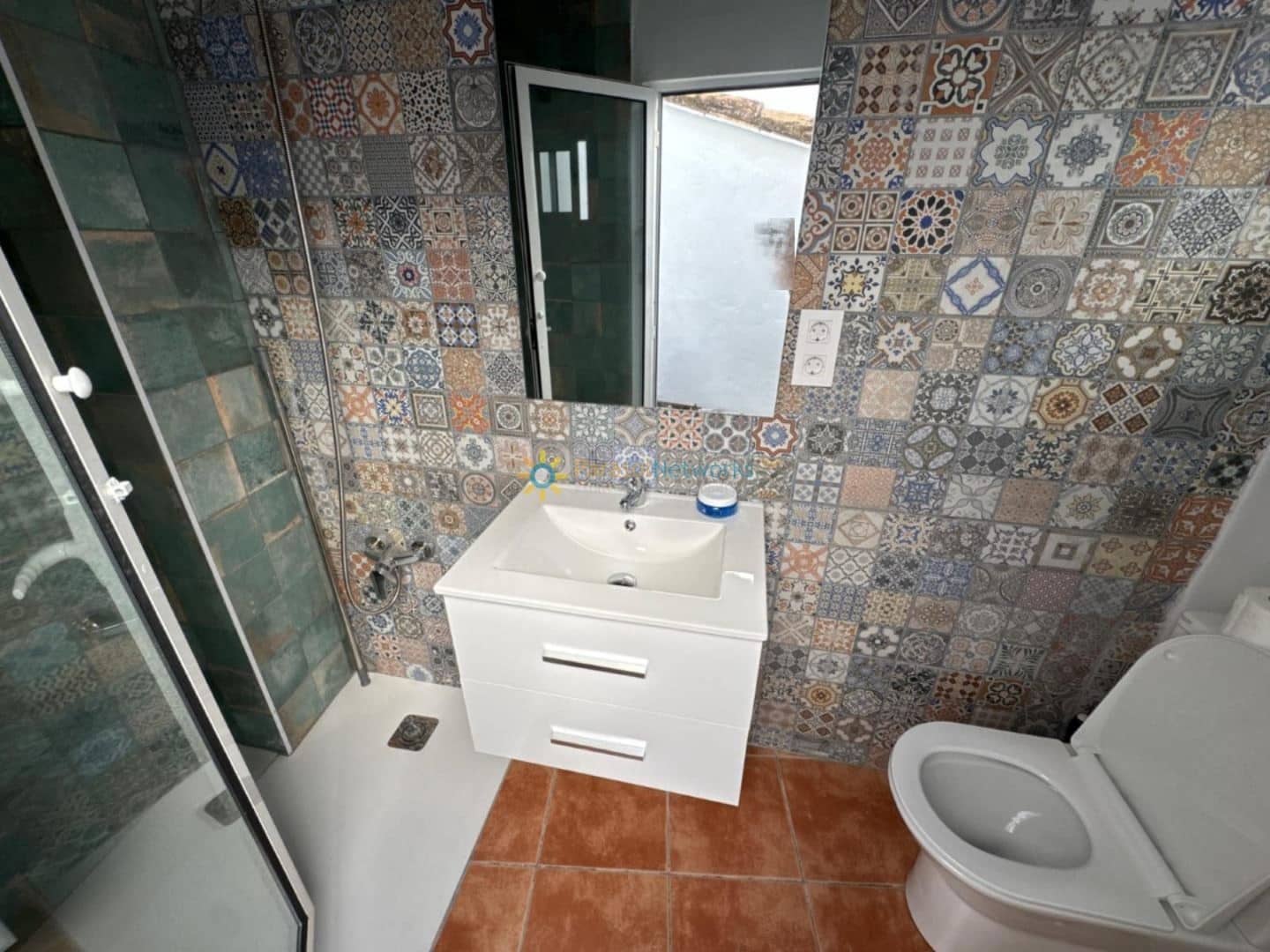 3 makuuhuone Omakotitalo myytävänä paikassa Oliva - 157 000 € (Ref: 9654443)