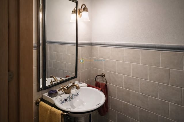 Casa de 4 habitaciones en La Font d'En Carròs en venta - 160.000 € (Ref: 9656381)