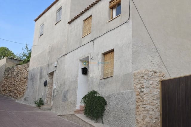 4 quarto Casa em Banda para venda em Montesa - 150 000 € (Ref: 9656941)