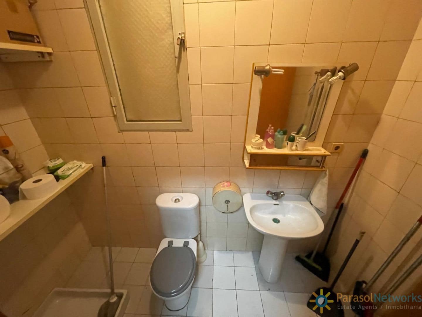 Commercieel te koop in Gavarda met garage - € 170.000 (Ref: 9656968)