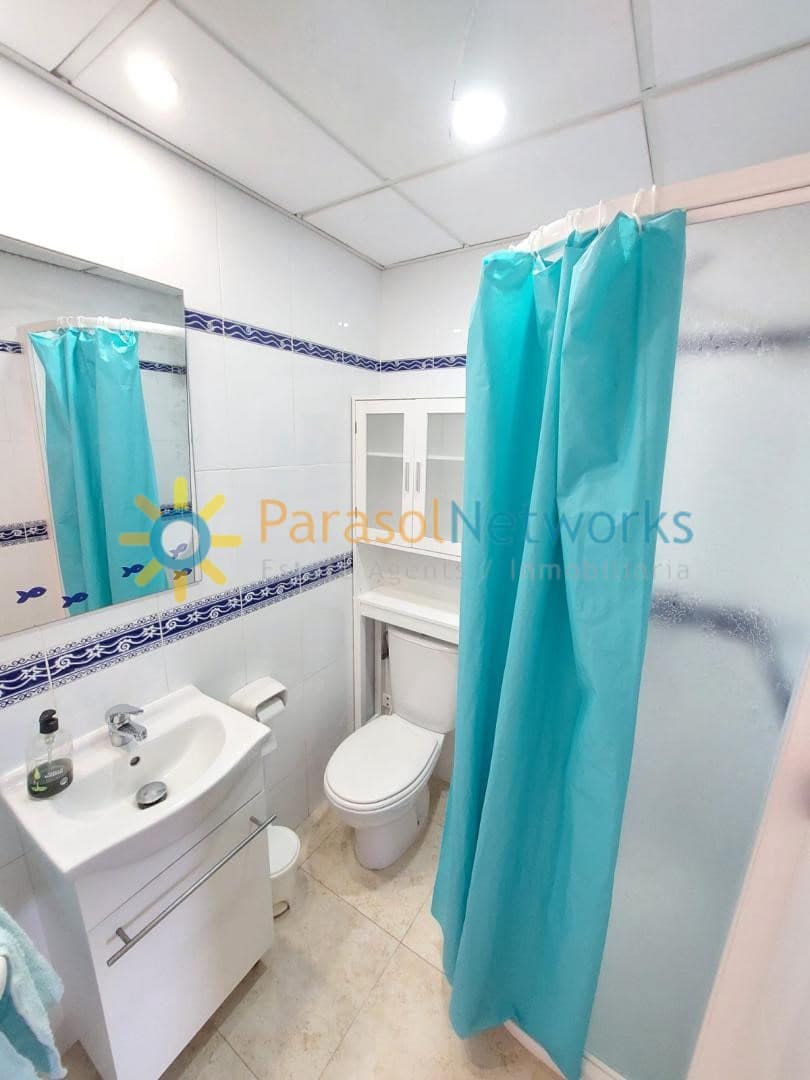 3 slaapkamer Appartement te huur in Guardamar de la Safor met zwembad garage - € 700 (Ref: 9665624)