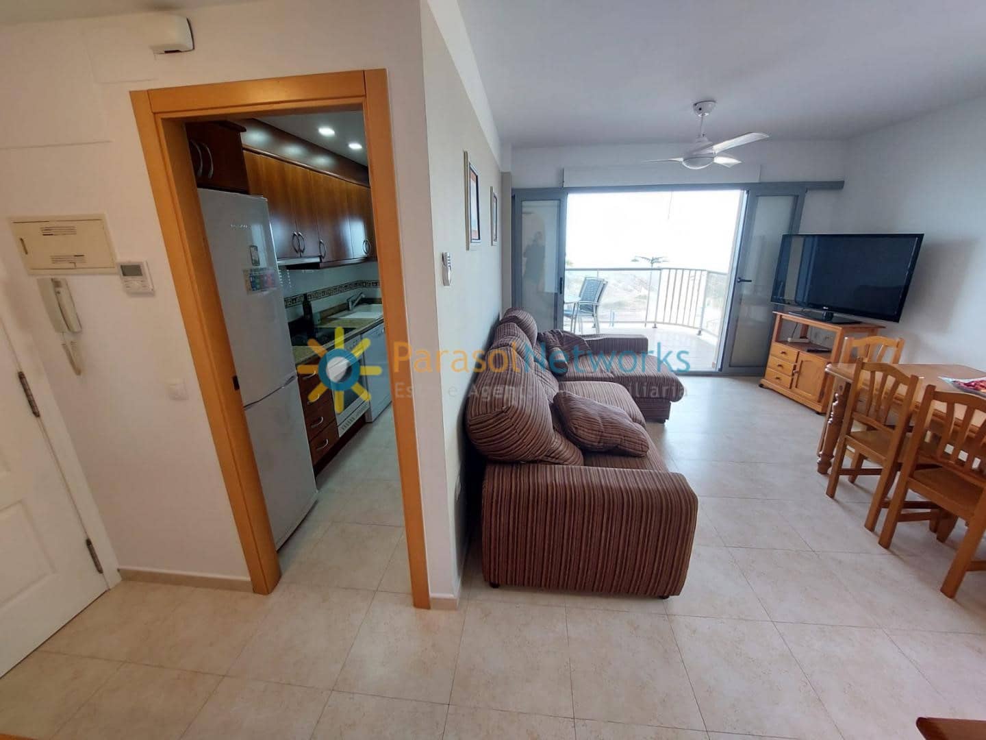 3 slaapkamer Appartement te huur in Guardamar de la Safor met zwembad garage - € 700 (Ref: 9665624)